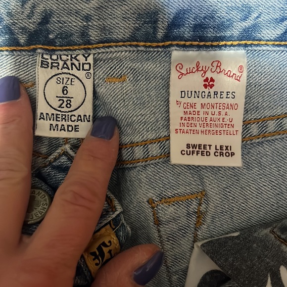 Lucky Brand Destructed Boyfriend Capri Jeans 6 - Picture 4 of 9